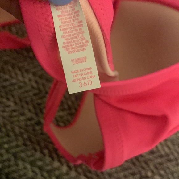 Victoria secret bikini - Picture 4 of 4